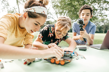 Imagen Actividades verano 2023: Escuelas Tecnológicas y Curso Premonitores/as de Tiempo Libre