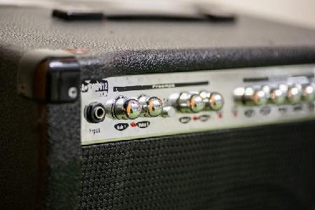 ampli web.jpg